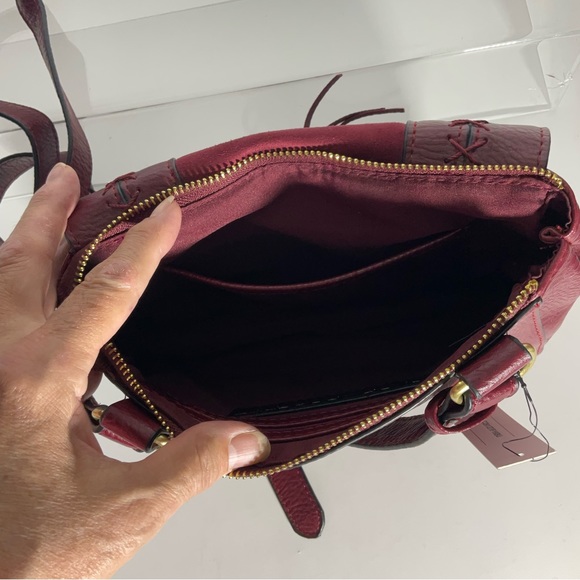 Sondra Roberts Squared Crossbody Saddle Bag Burgundy Suede Faux Leather Tassel - Picture 13 of 16